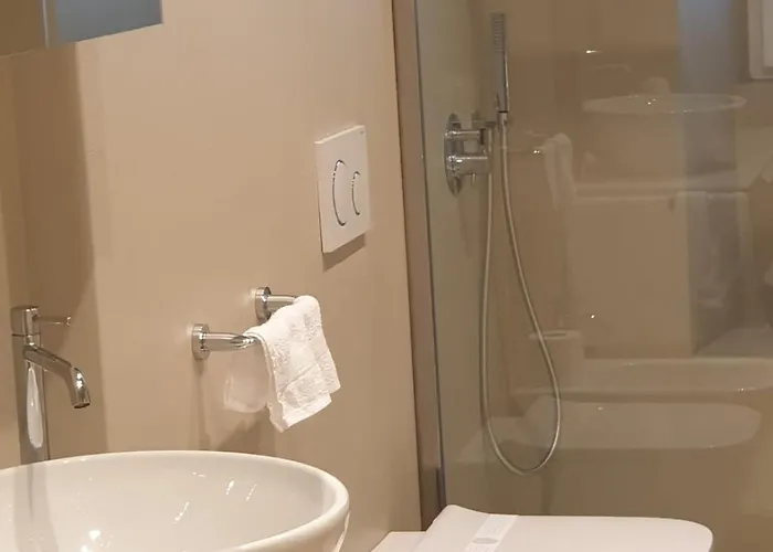 Residenza La Torretta * 도모도솔라